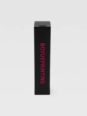 Sleek mascara box with branding in pink (2)