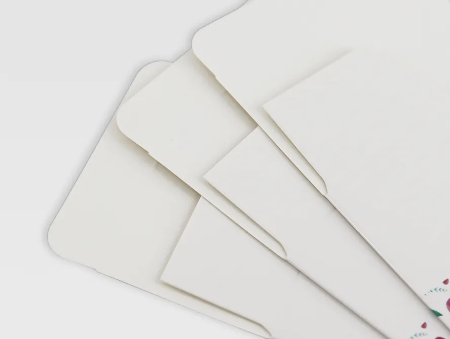 Perfume packaging with minimalistic design and logo