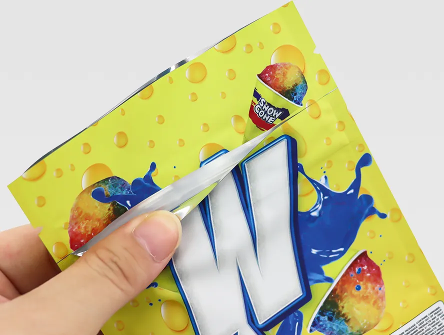 Hand opening child resistant zipper on printed mylar bag